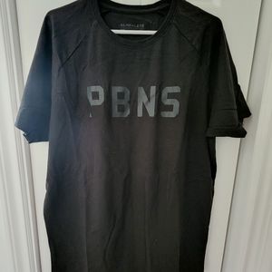 ALPHALETE- *NEVER WORN* Men's XL Core Tee Performance Fit